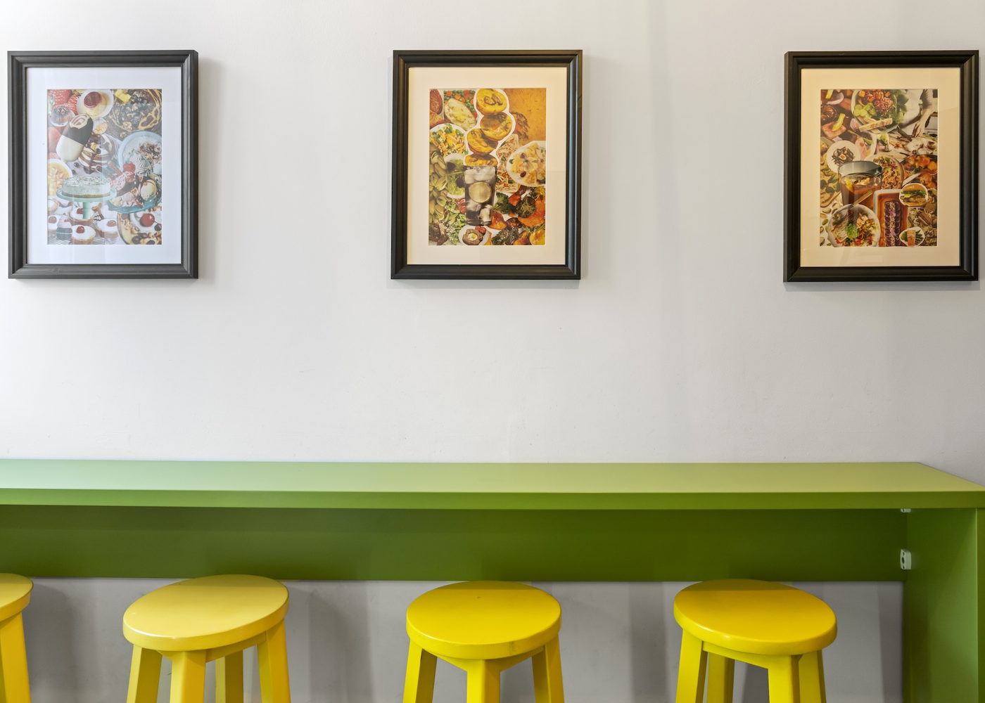 Shared kitchen and breakfast bar